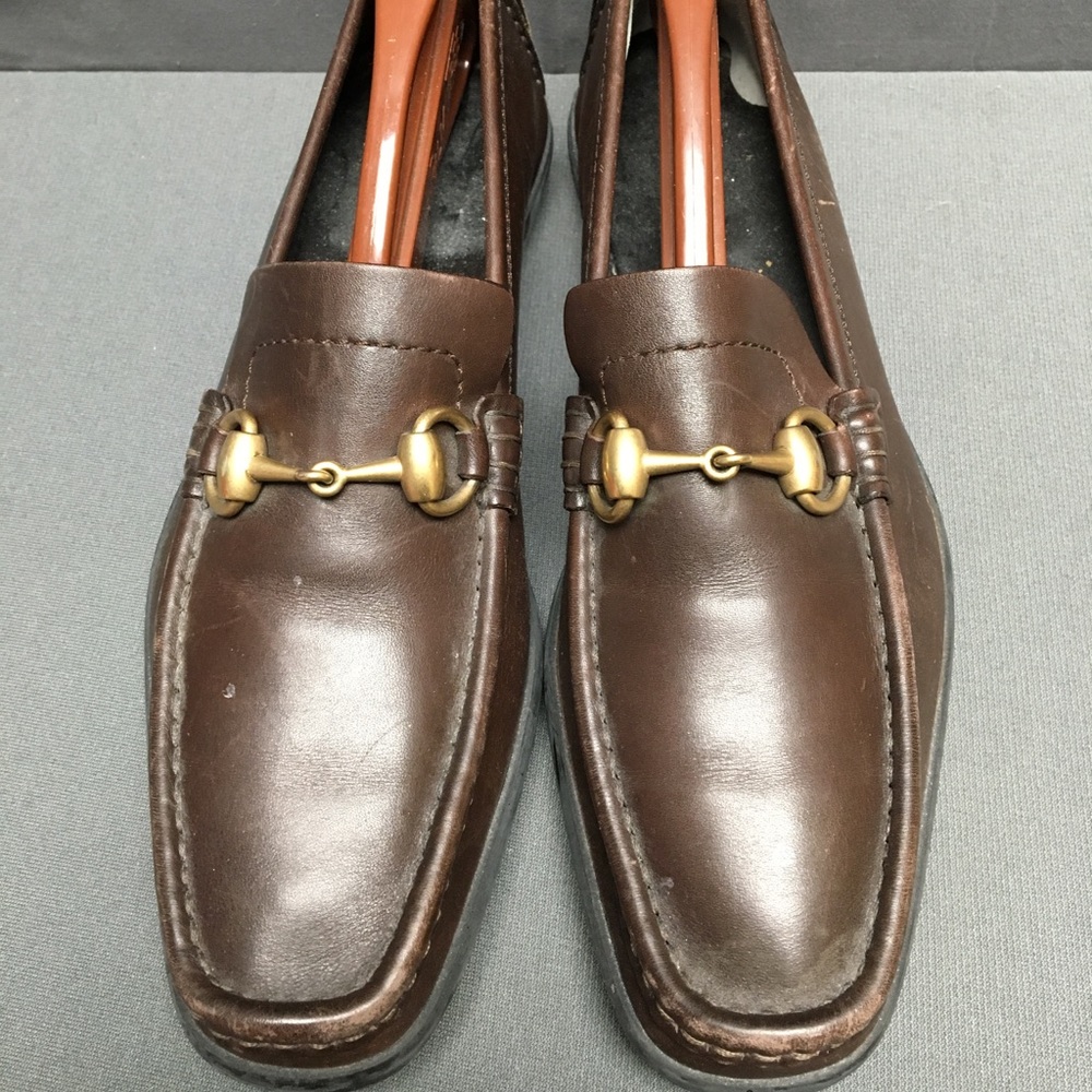 Gucci women’s horse bit loafers 6